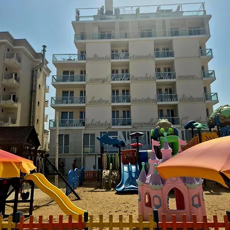 Trilocale Fronte Mare Con Vista Mare 102 Apartament